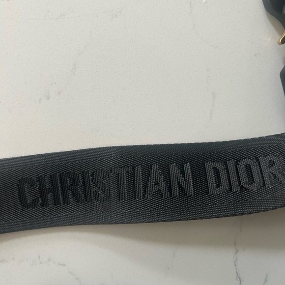 Dior Black and Cream Belt Bag - Picture 4 of 5